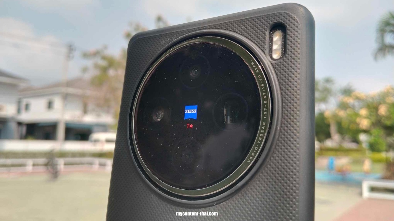 VIVO X100 ออกช็อป True​