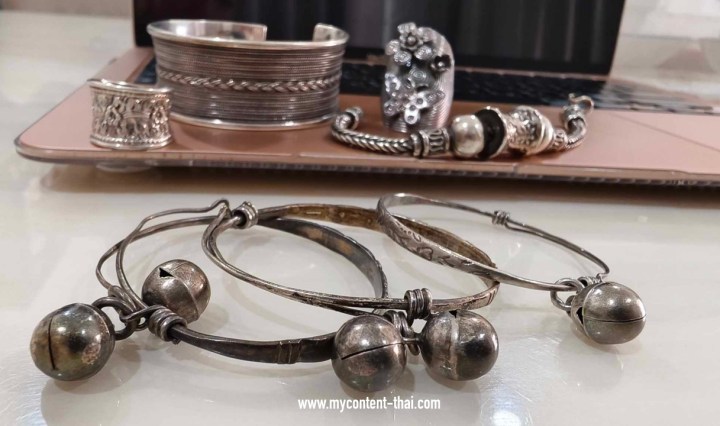 5 วิธีทำความสะอาดเครื่องเงินแท้ ด้วยน้ำยาต่างๆ หาได้ในบ้าน