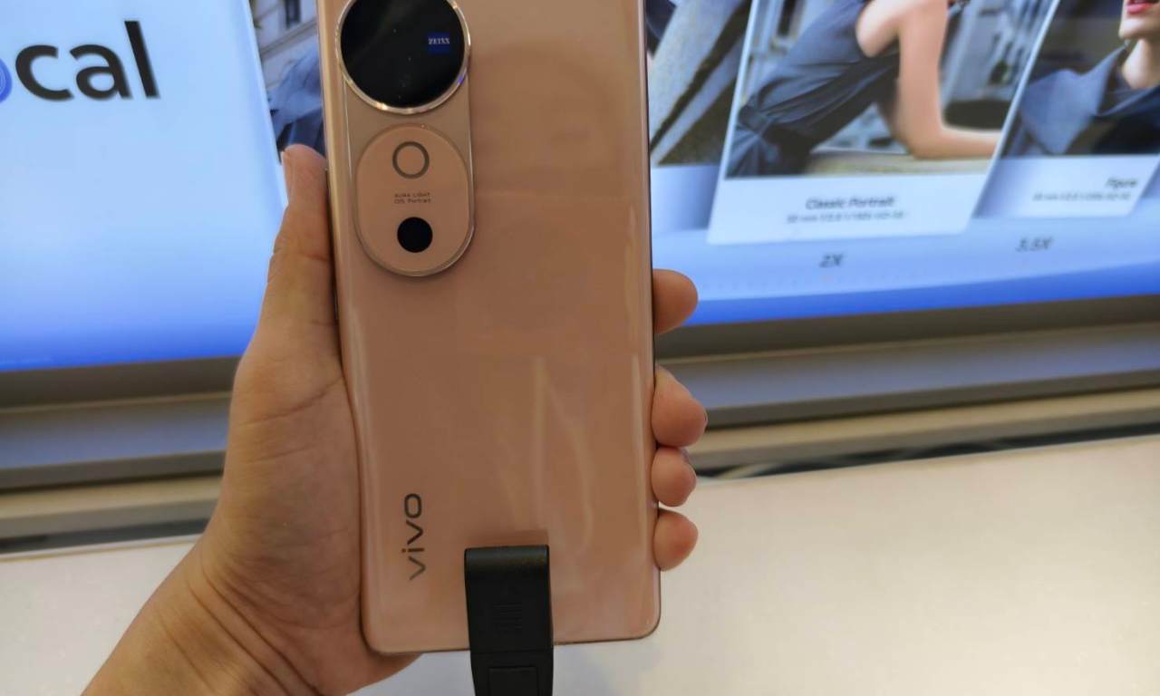 มาใหม่! Vivo V40 และ Vivo V40 Pro ราคาเท่าไหร่ มีสีอะไรบ้าง