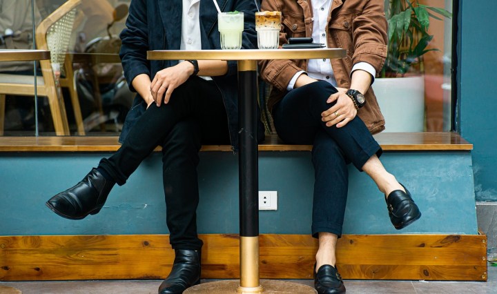 ติดแกลม หรือ ติดแกรม? แปลว่าอะไร ใช้ยังไง