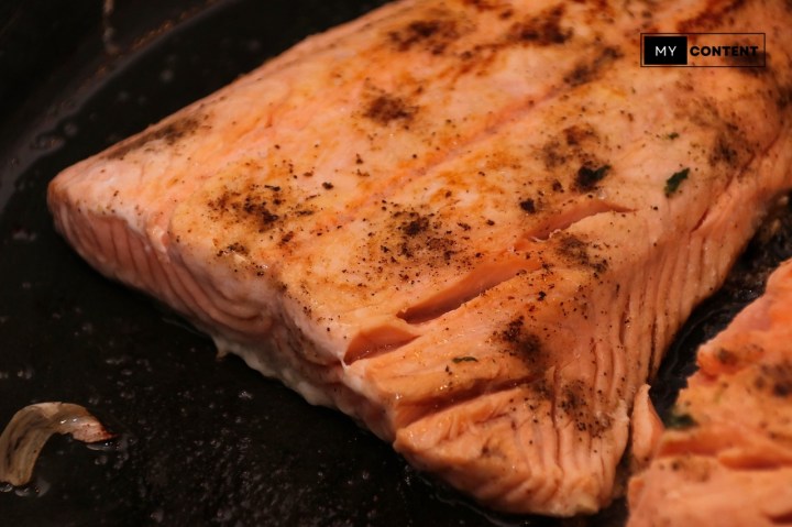 หม้อทอดไร้น้ำมันทำอะไรได้บ้าง? : สเต็กแซลมอน