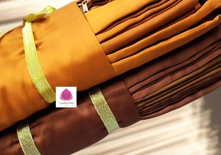 ผ้าไตรจีวร สำหรับบวชพระใหม่