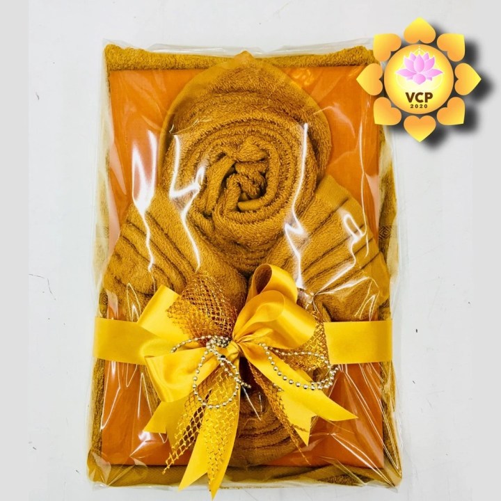 ผ้าอาบน้ำฝน ถวายพระ