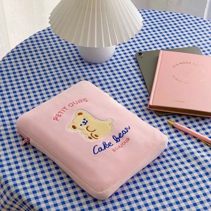 กระเป๋าใส่ไอแพด 2025 น่ารักๆ แบรนด์ไหนดี