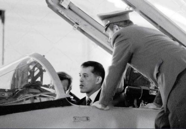 “กษัตริย์นักบิน” พระปรีชาสามารถด้านการบิน ในหลวงรัชกาลที่ 10