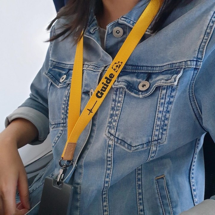 ของขวัญวันเกิดผู้ชาย สายคล้องคอปักชื่อ Personal Lanyard 1