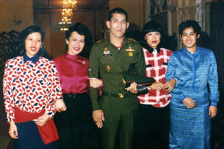 พระชนมายุสมเด็จพระนางเจ้าสิริกิติ์ พระบรมราชินีนาถขณะประสูติพระโอรสและพระธิดา ทั้ง 4 พระองค์