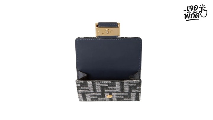 กระเป๋าสตางค์แบรนด์เนมใบสั้น ยี่ห้อ Fendi Baguette Trifold Wallet