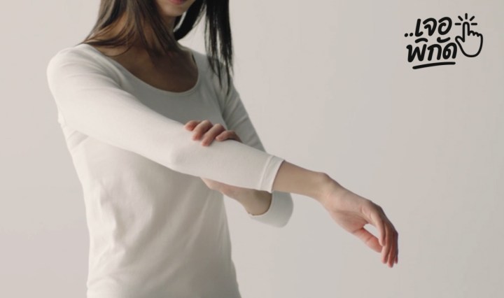 10 เสื้อกันหนาวฮีทเทค (Heattech) ผู้หญิงยี่ห้อไหนดี ใส่แล้วสวย อุ่นได้ถึงติดลบ